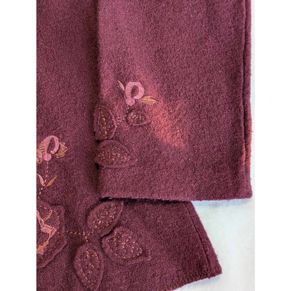 Pendleton Cardigan Sweater Burgundy Embroidered Applique Medium Grandma Floral - Picture 7 of 9